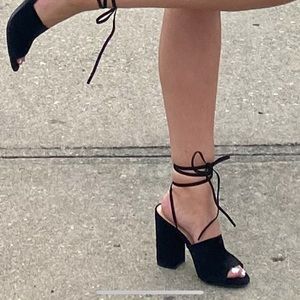 Gianni Bini Kat Kall Ankle wrap heel